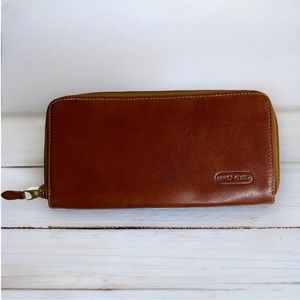 Satchi Club Vintage Brown Genuine Leather Zip Wallet Card Holder Tags Inside